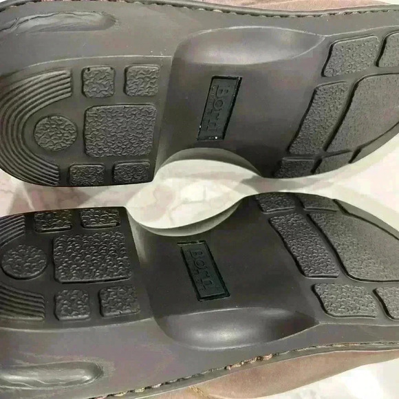 NWOT - Born Women;s Brown Leather Hand Crafted Slip on Mules Clogs Shoes Size 9 - Picture 4 of 11